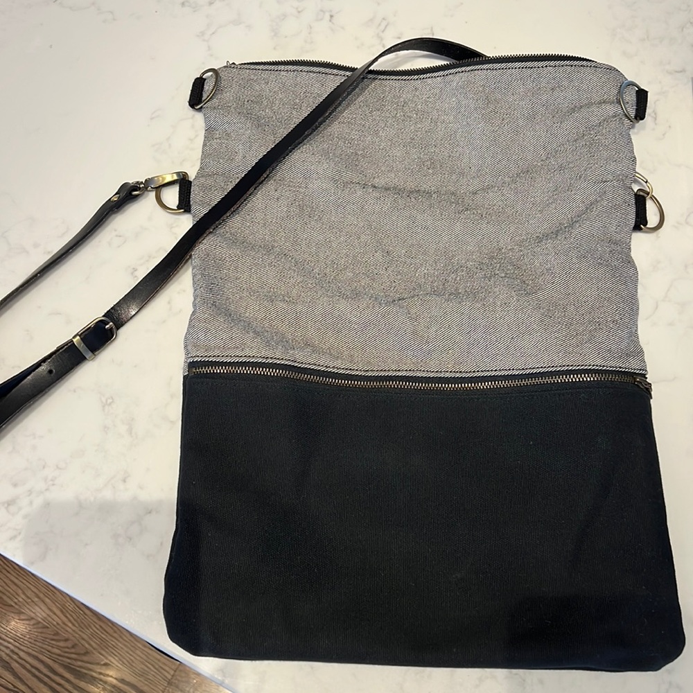 Bittle & Burley shoulder purse